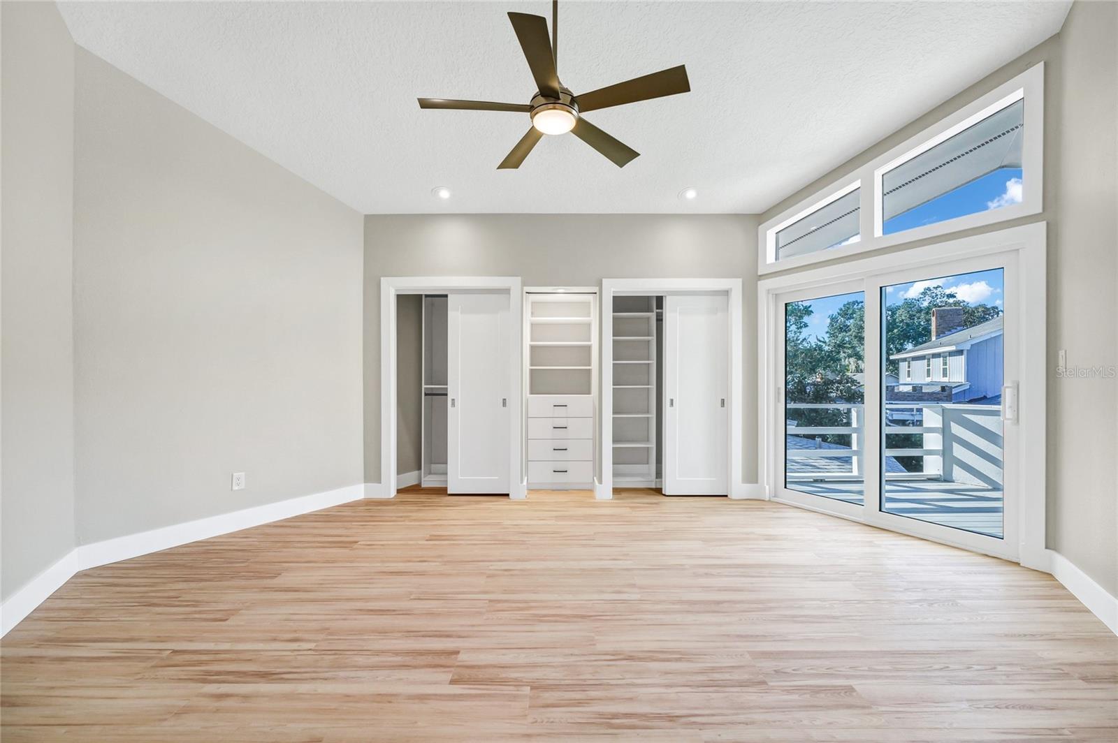 BAY HILL SEC 04 - Residential