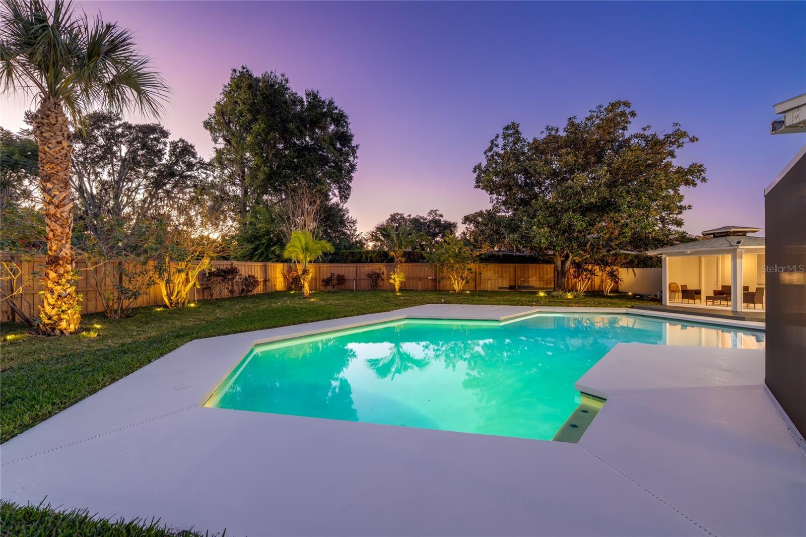 BAY HILL SEC 04 - Residential