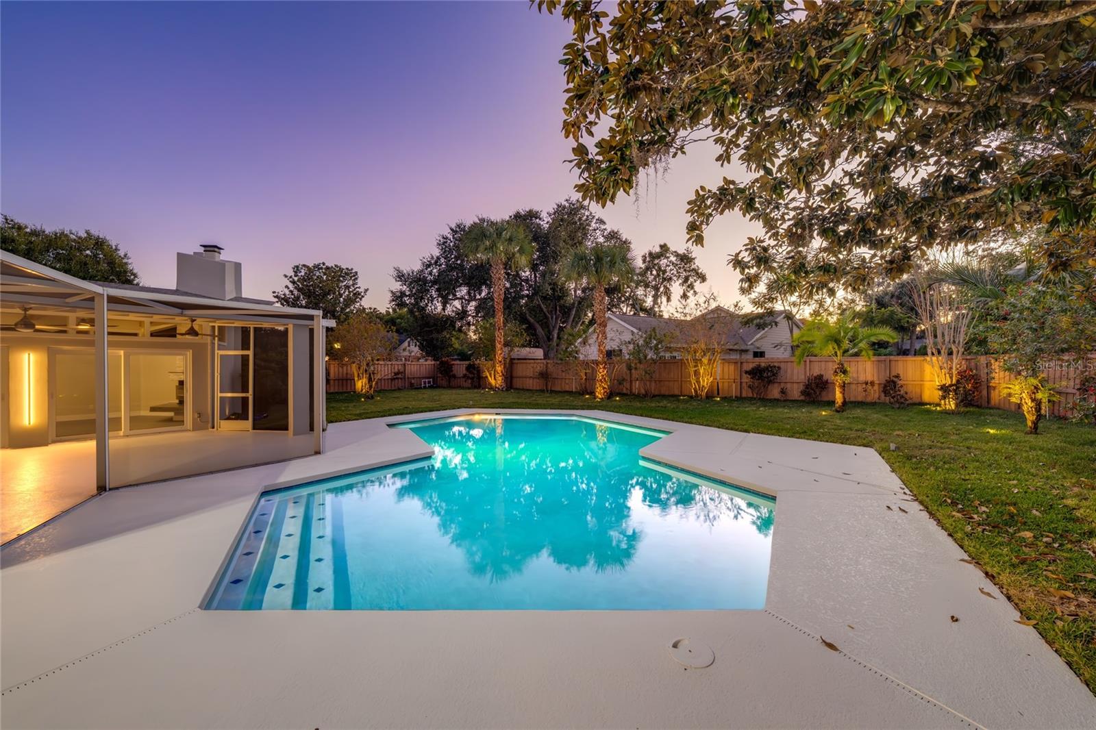 BAY HILL SEC 04 - Residential