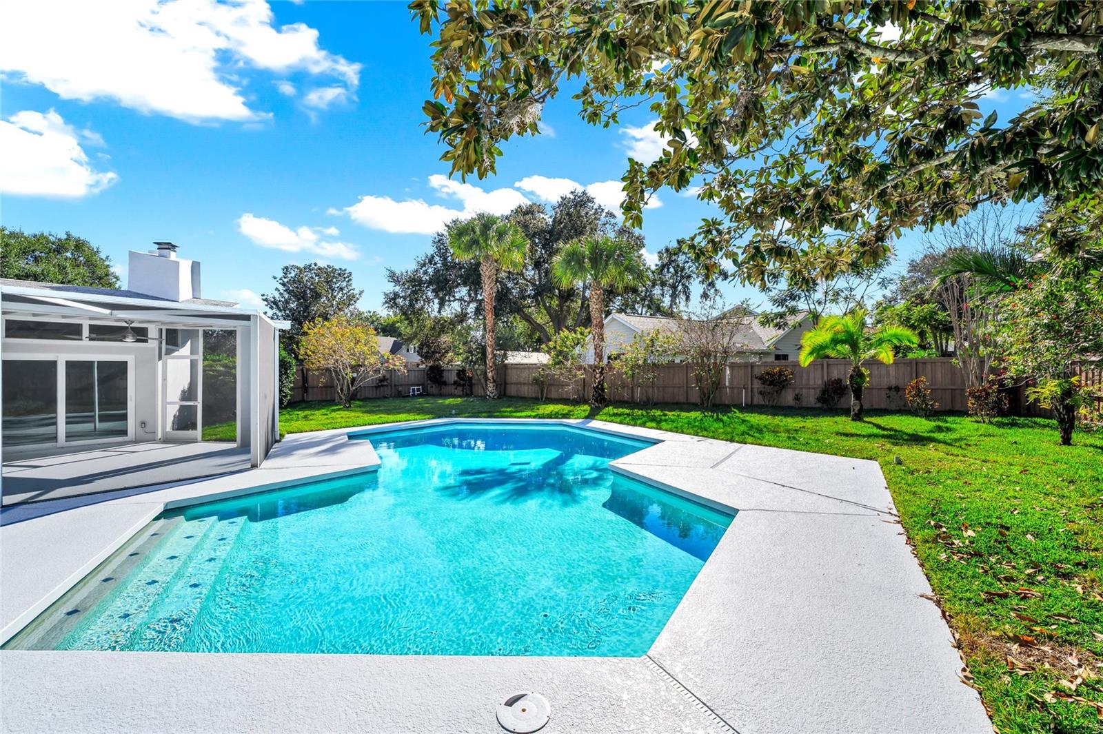 BAY HILL SEC 04 - Residential