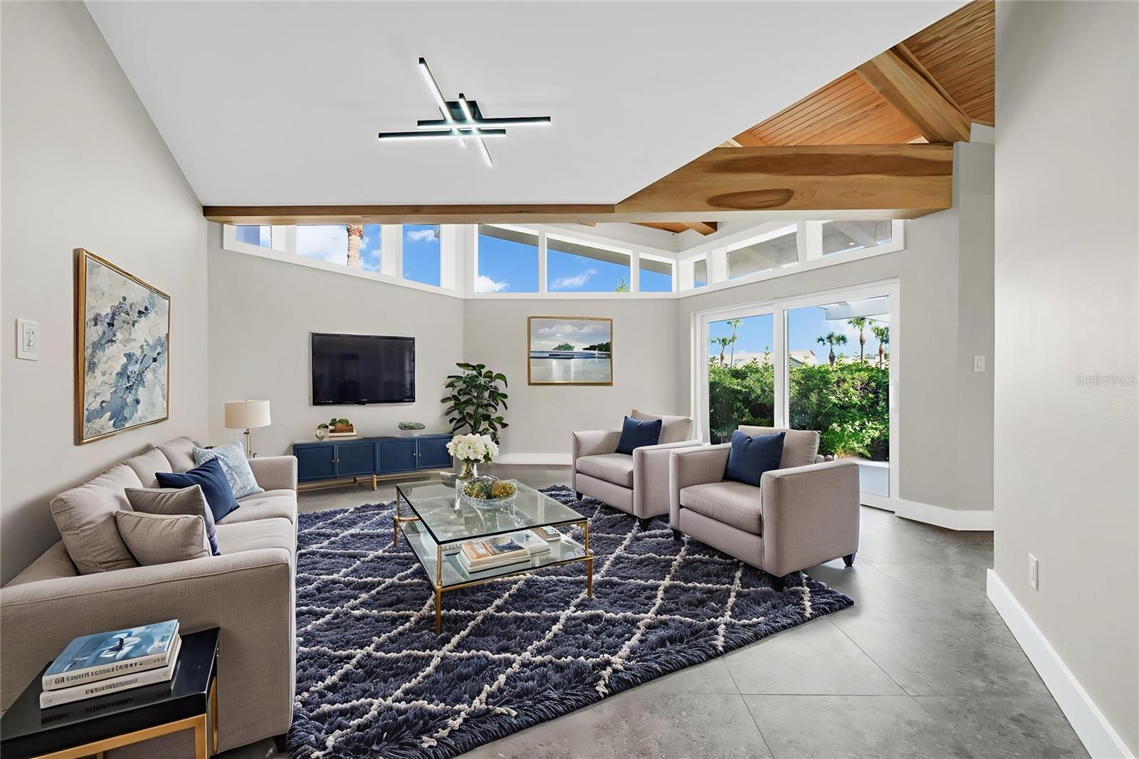 BAY HILL SEC 04 - Residential