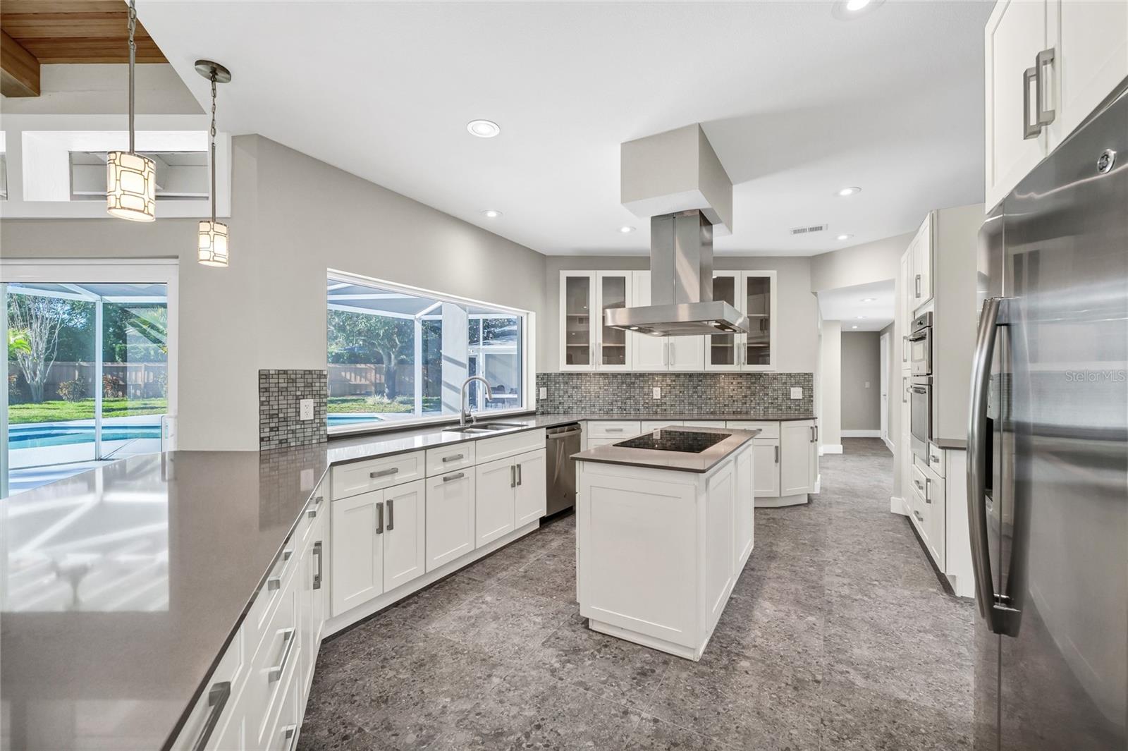 BAY HILL SEC 04 - Residential