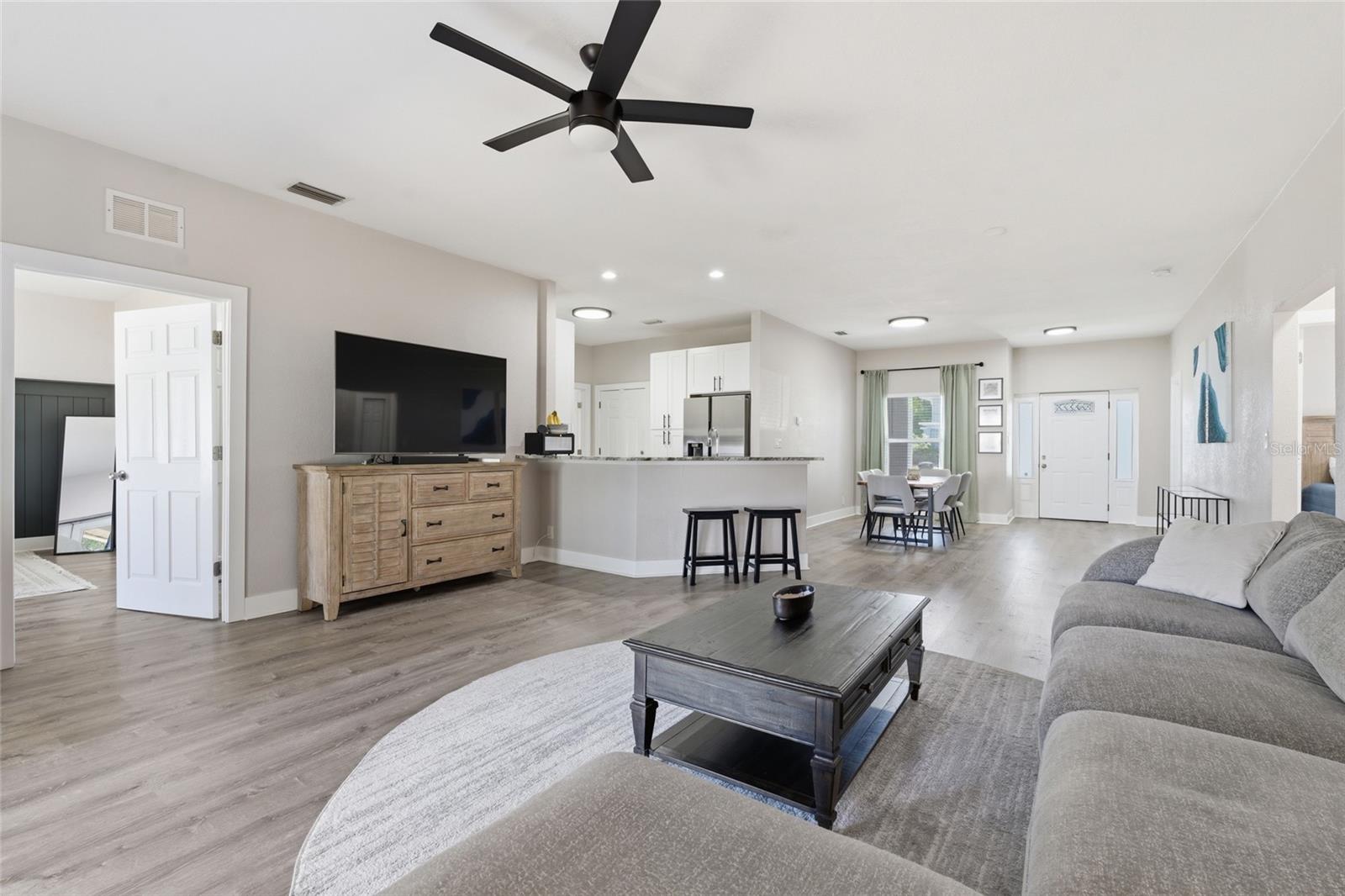 2233 TRELAIN DRIVE S