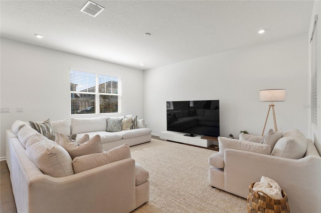 Photo of 11356 Sunsail Avenue, Orlando, FL 32832 (MLS # O6405515)