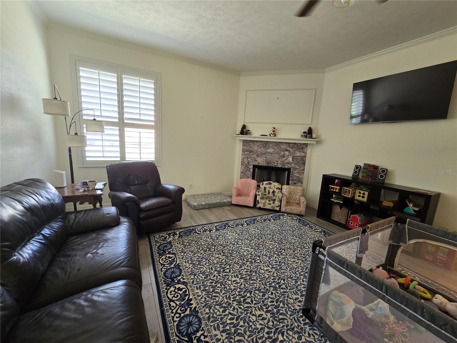 SILVER MDWS CENTRAL - Residential