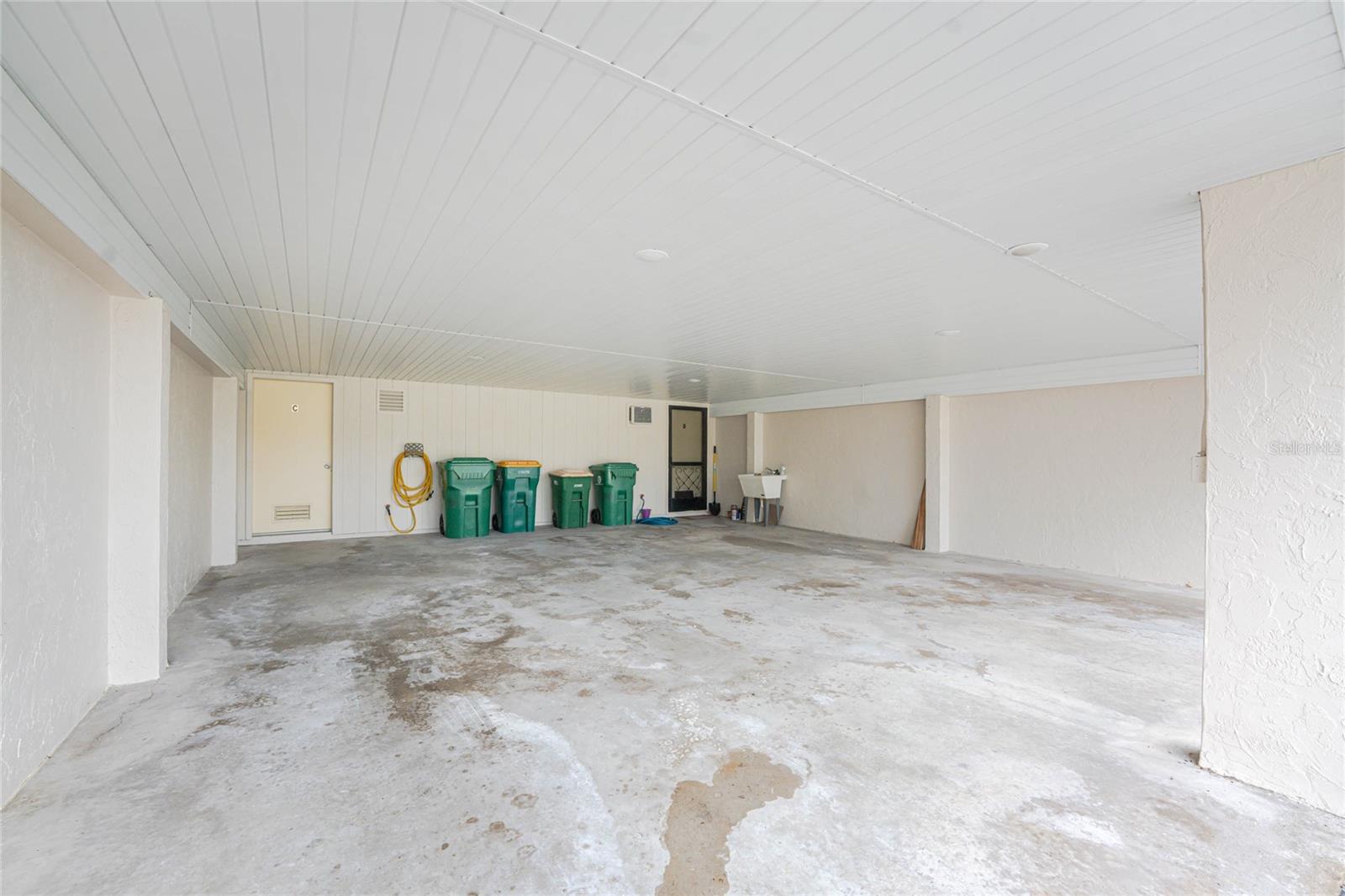 FOREST PARK CONDO PH 01 BLDG 22 - Residential