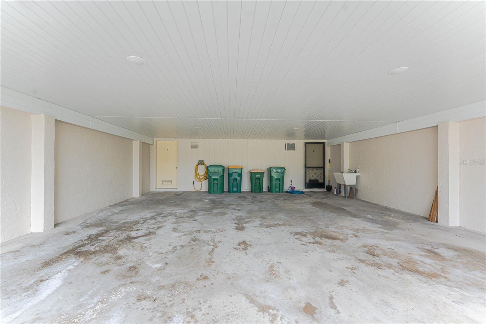 FOREST PARK CONDO PH 01 BLDG 22 - Residential