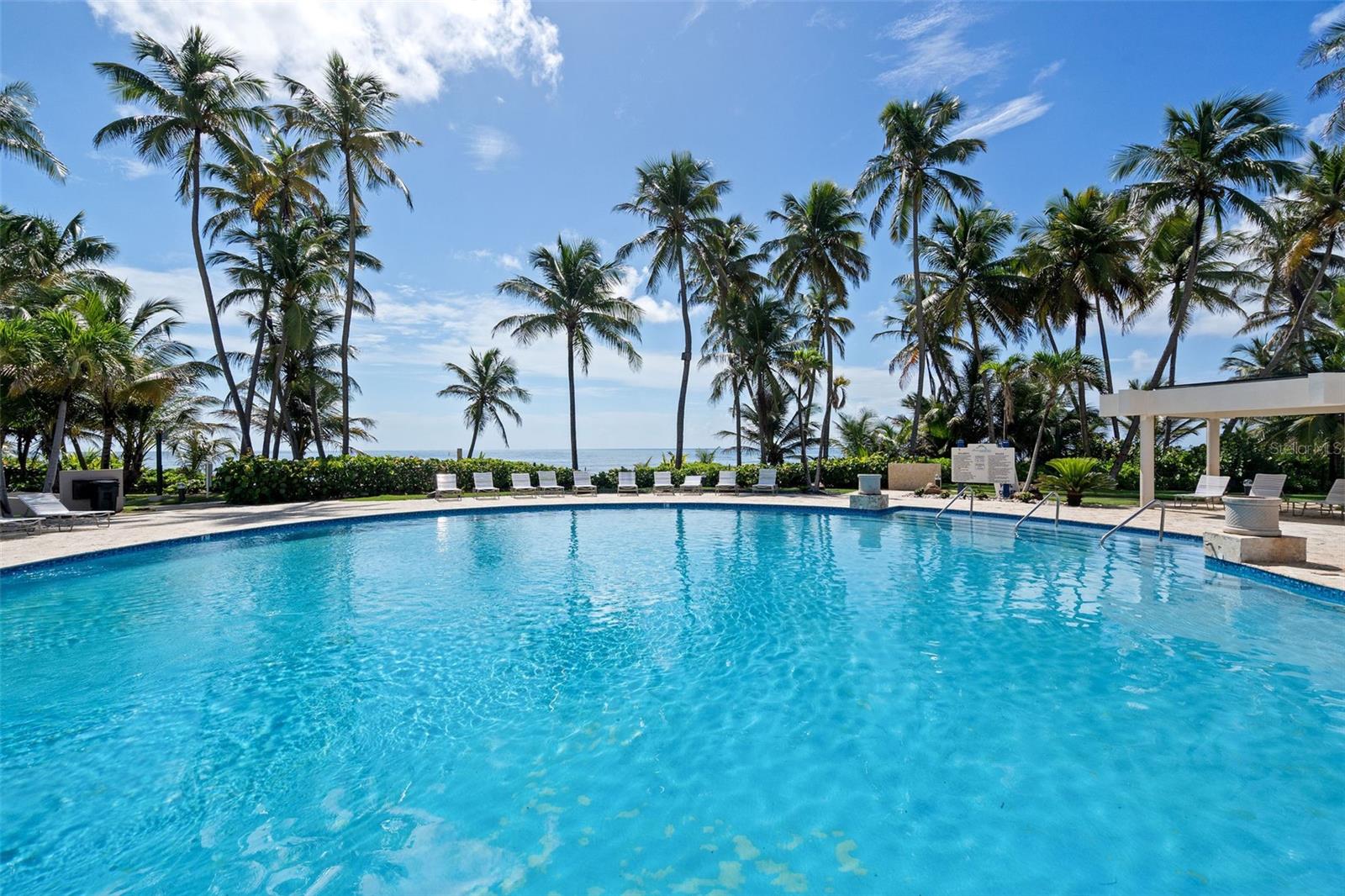 CRESCENT COVE CLUB CONDOMINIUM - Residential