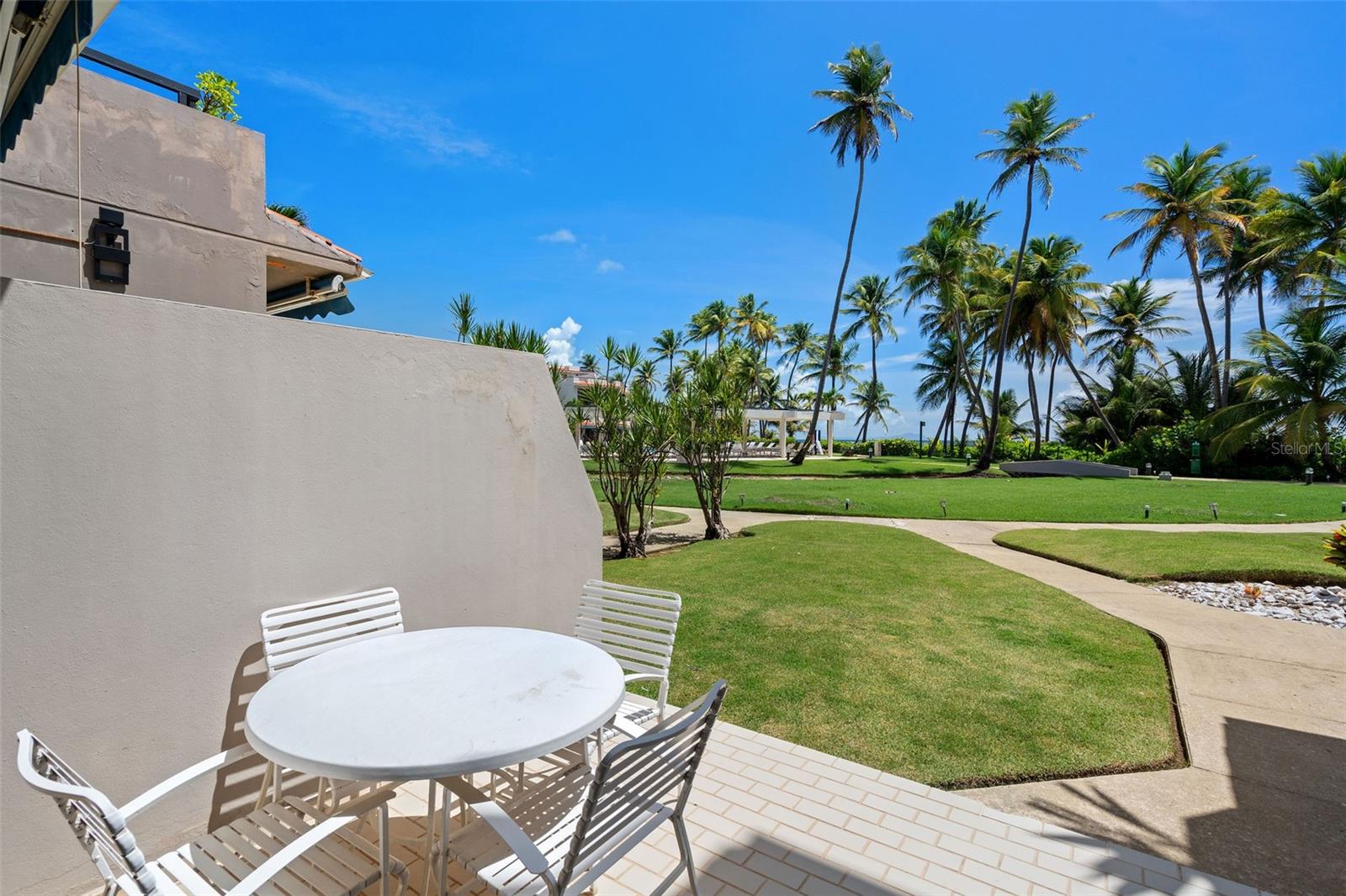 CRESCENT COVE CLUB CONDOMINIUM - Residential