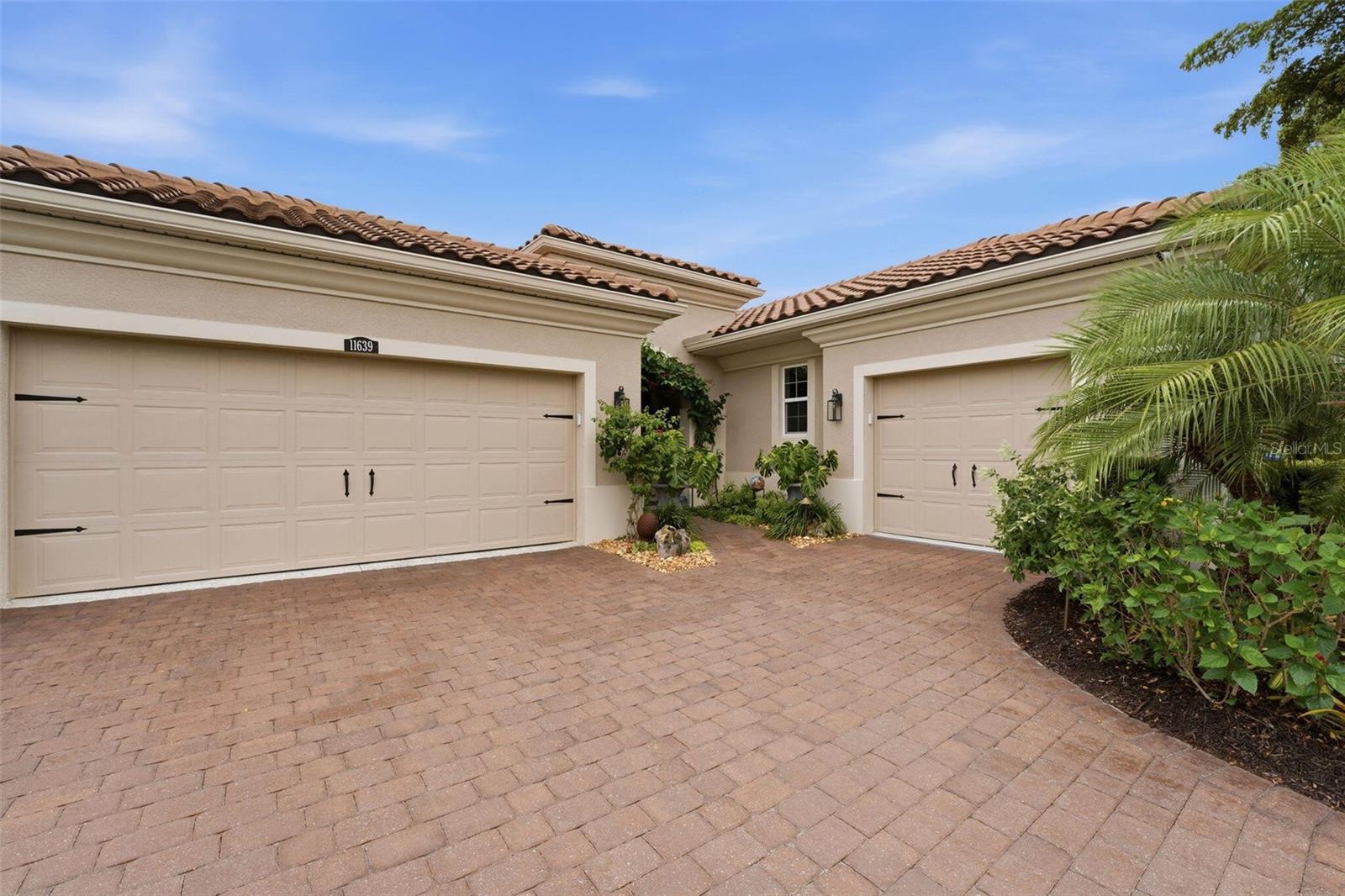 Search Properties for Sale 1 11639 TAPESTRY LANE