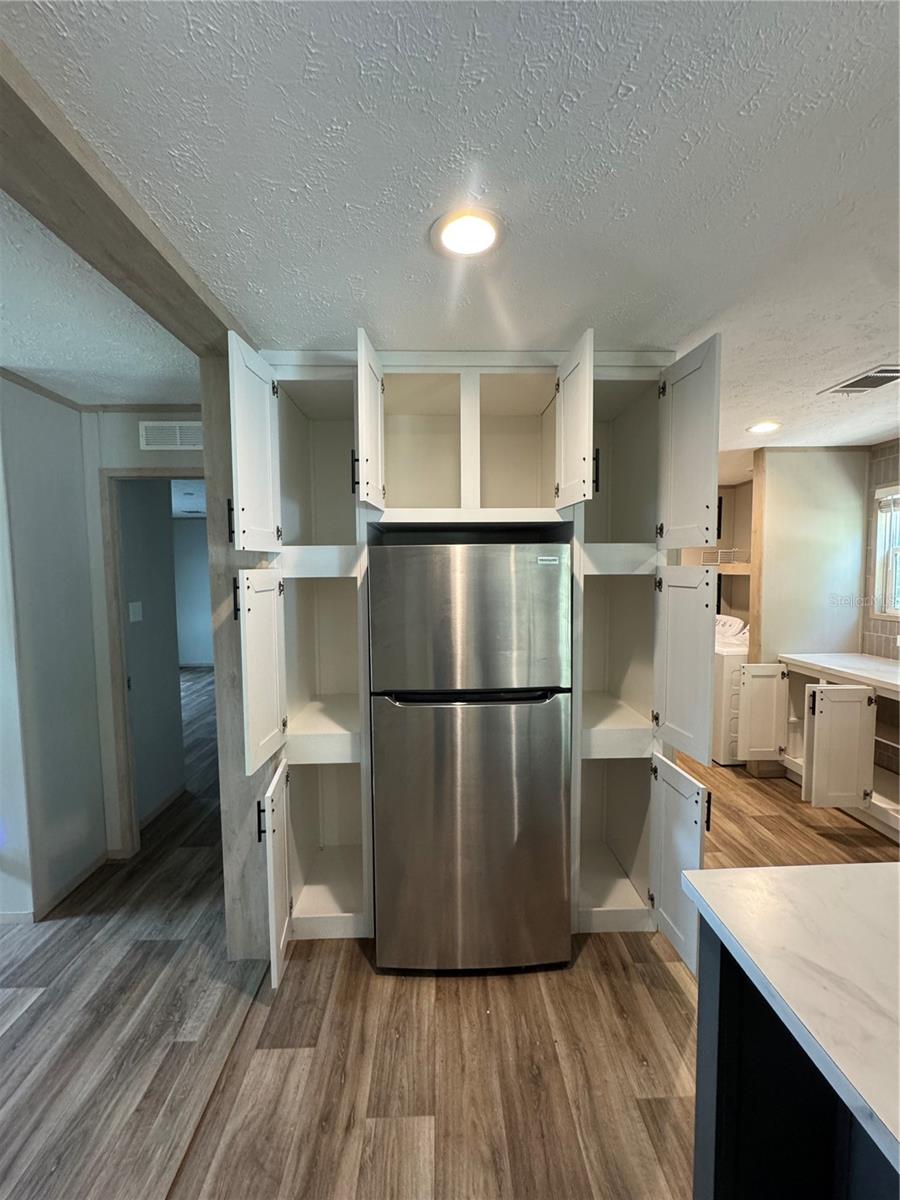 FLORIDA HIGHLANDS - Residential