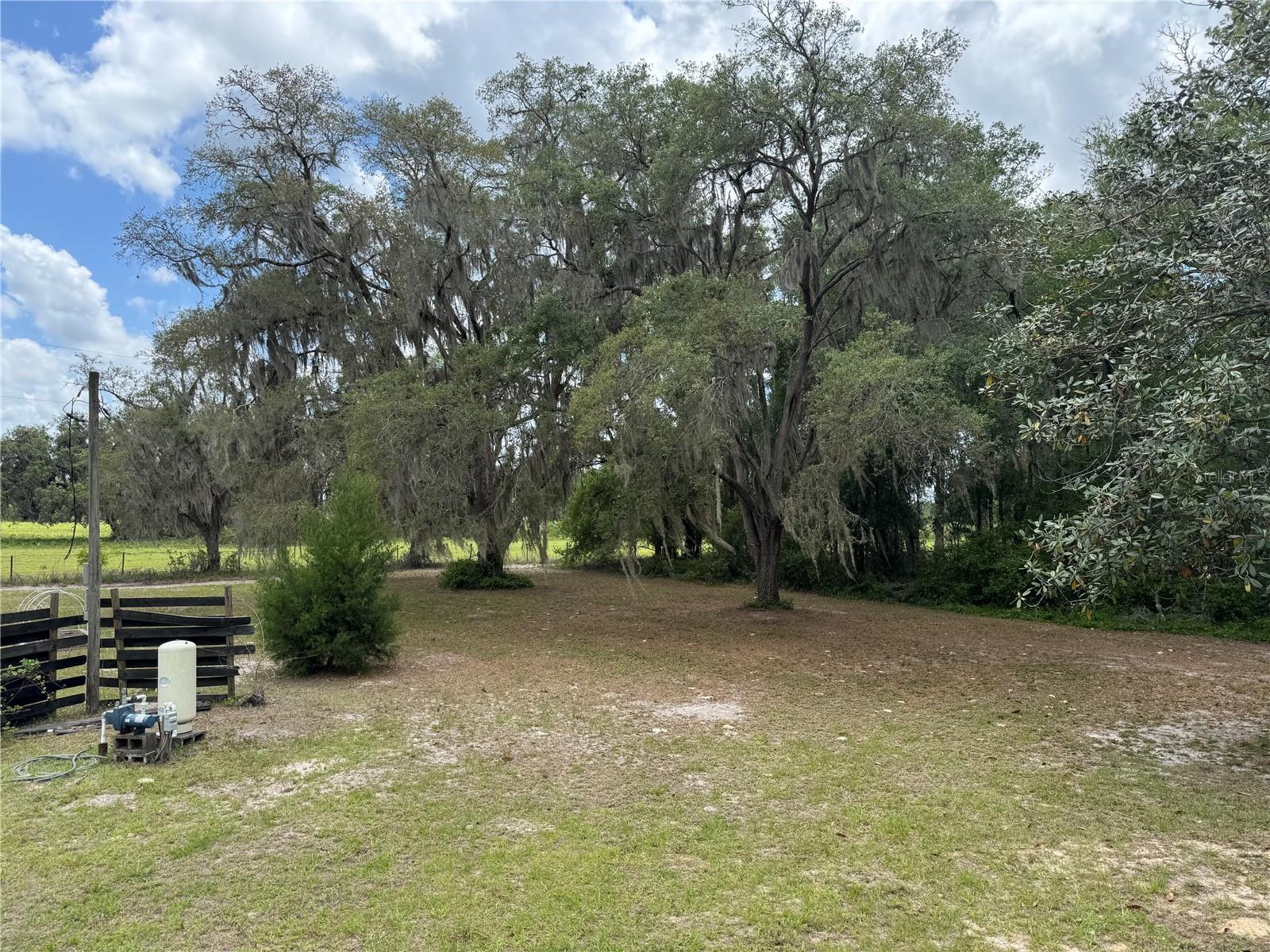 FLORIDA HIGHLANDS - Residential