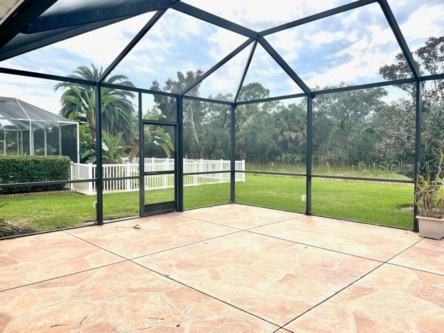 BAY OAKS ESTATES - Residential Lease