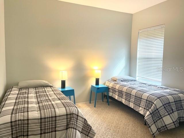 BAY OAKS ESTATES - Residential Lease