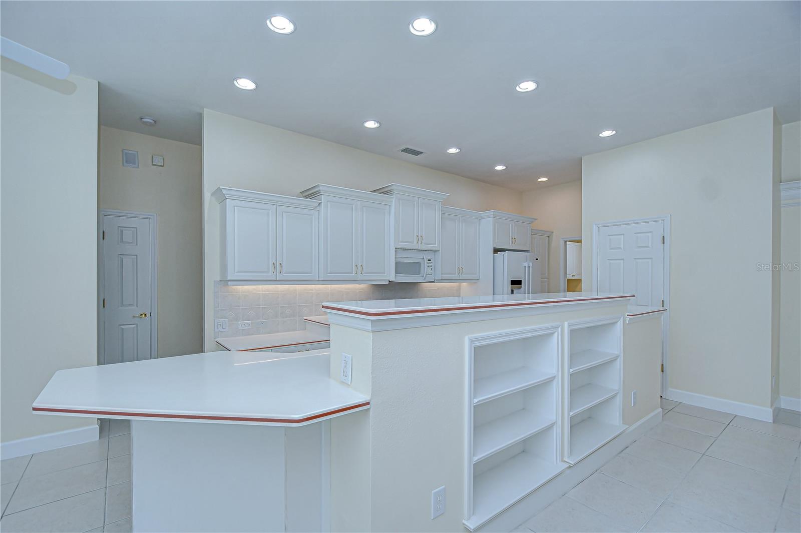 GREY OAKS - Residential
