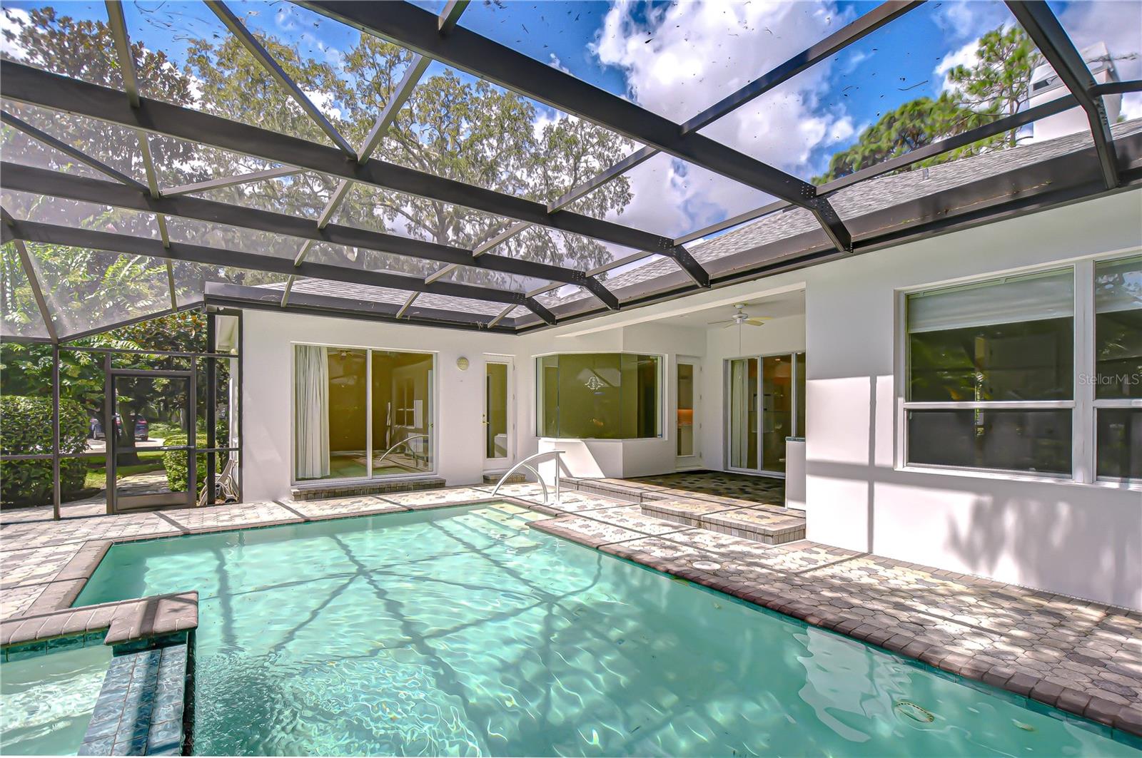 GREY OAKS - Residential