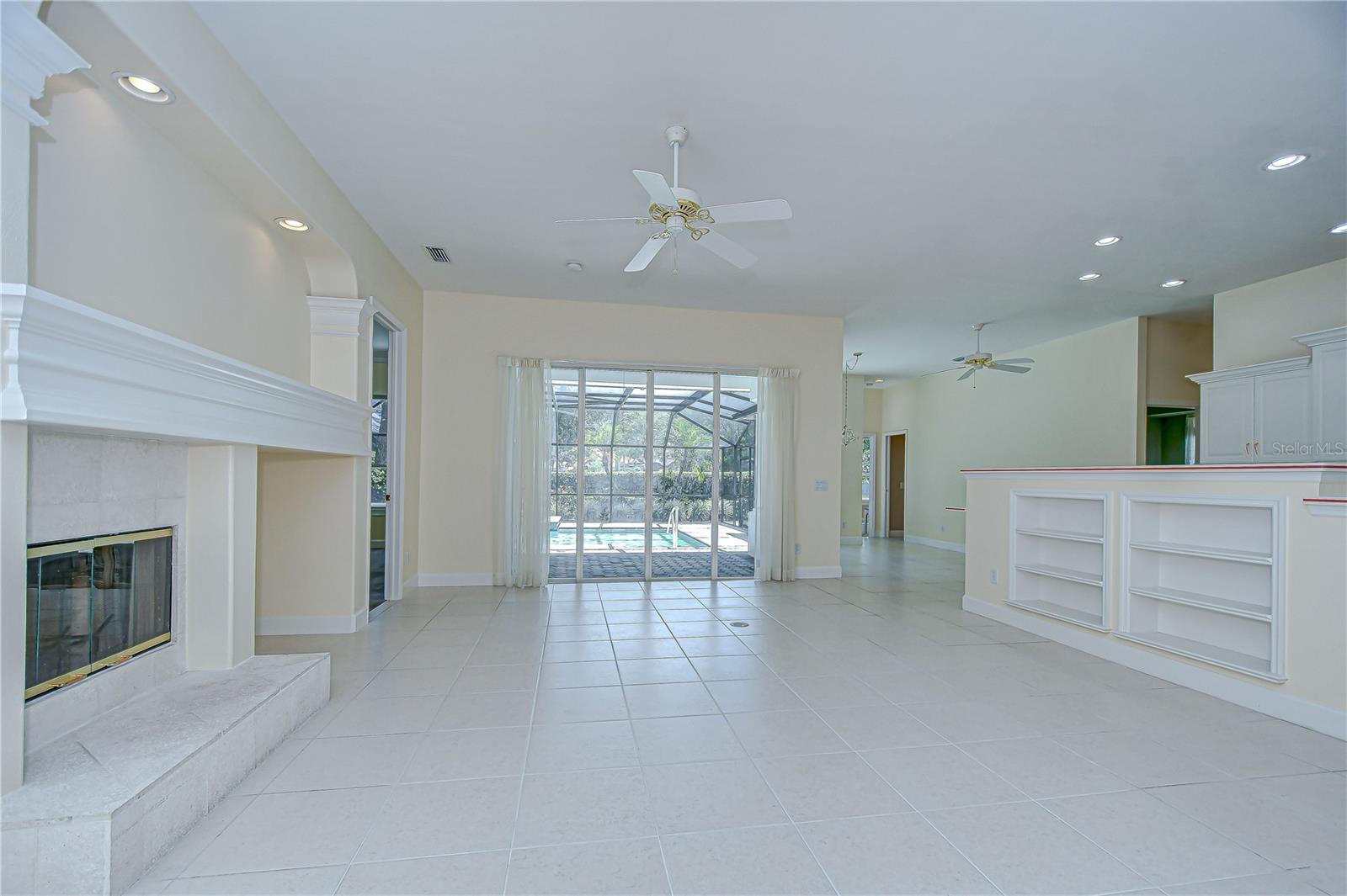 GREY OAKS - Residential