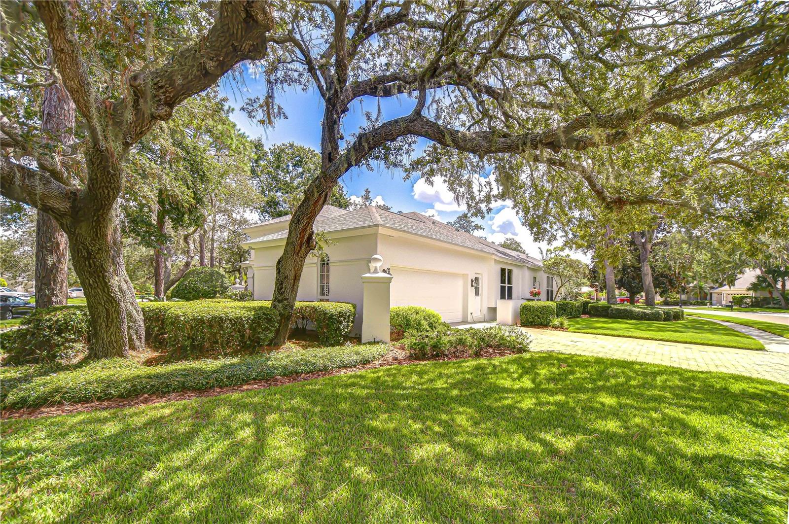 GREY OAKS - Residential