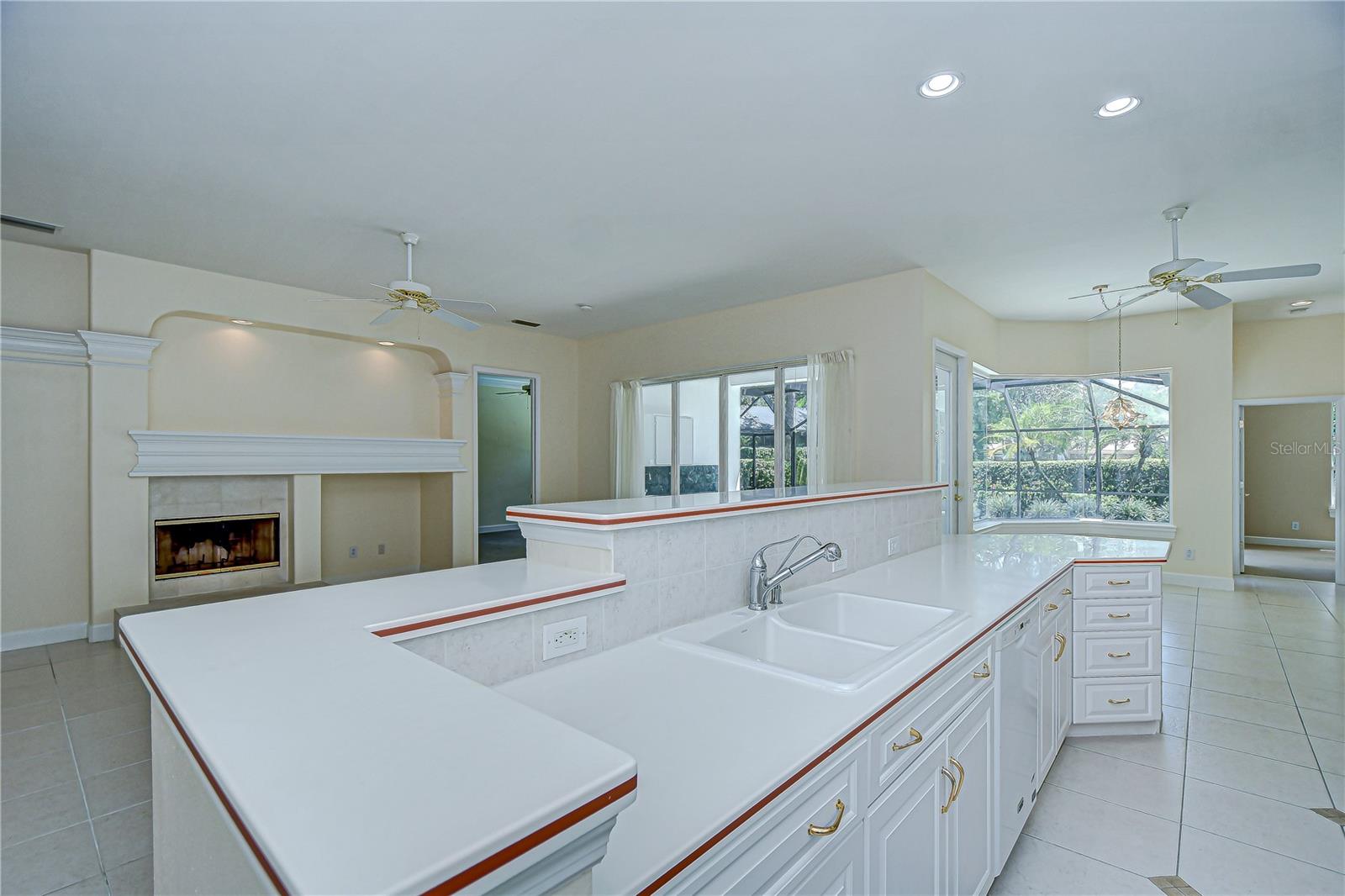 GREY OAKS - Residential