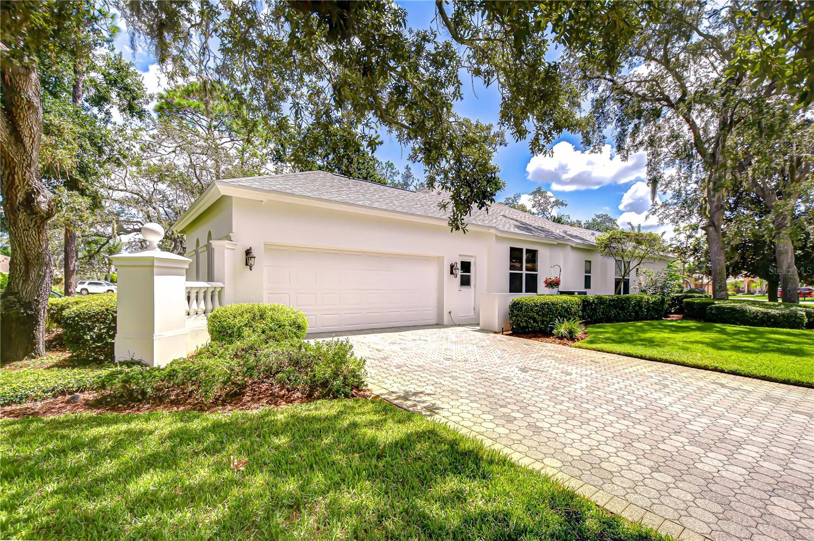 GREY OAKS - Residential