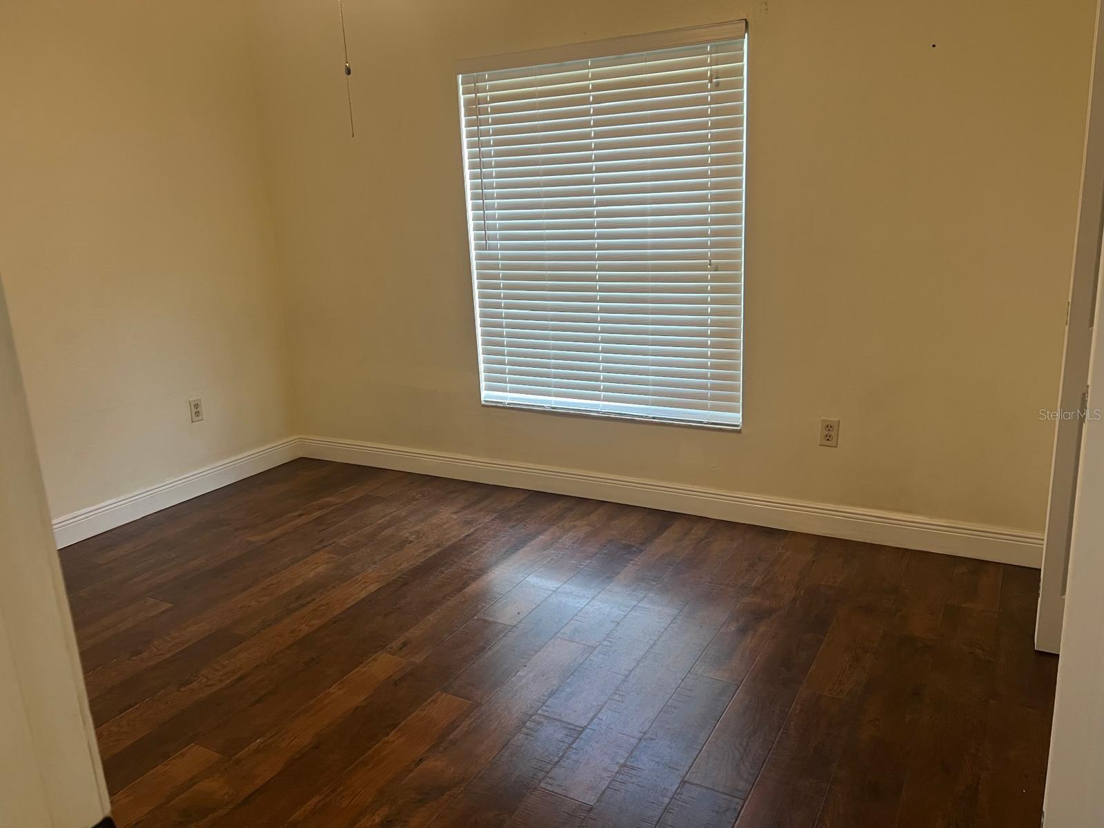 DELAWARE GARDENS - Residential Lease