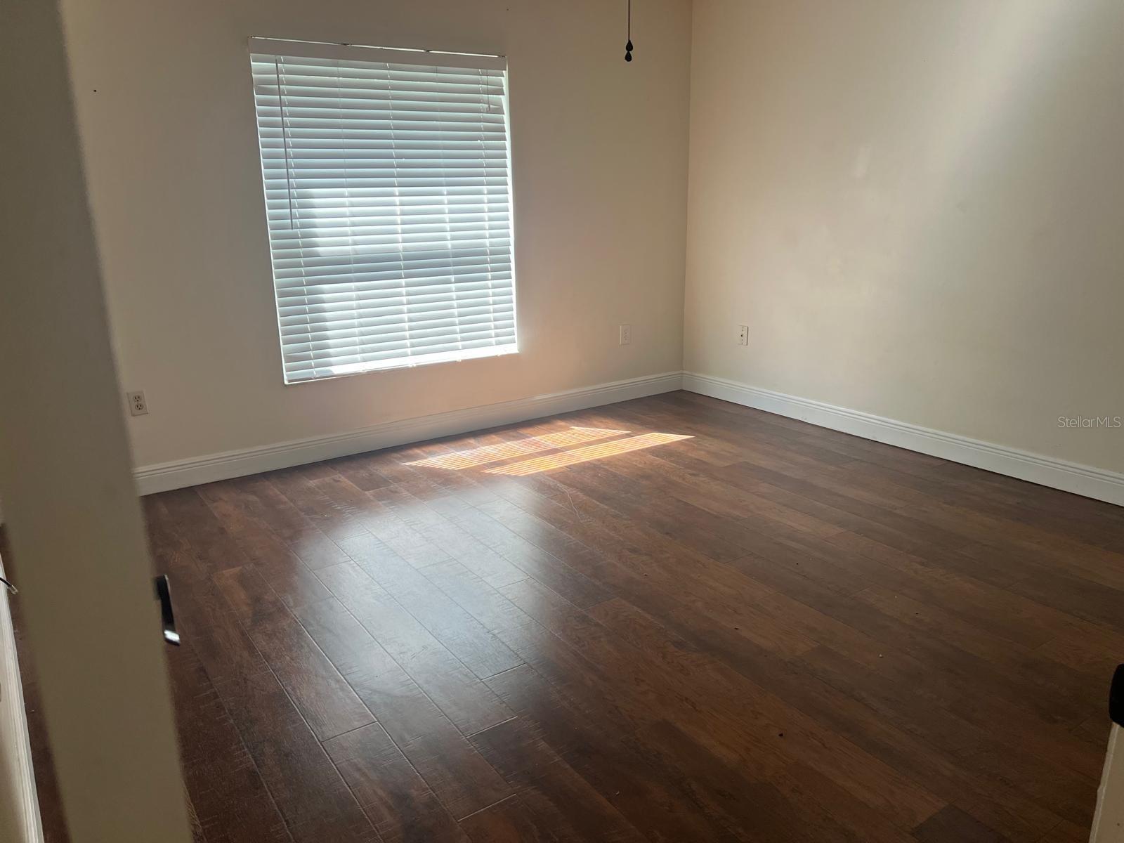 DELAWARE GARDENS - Residential Lease