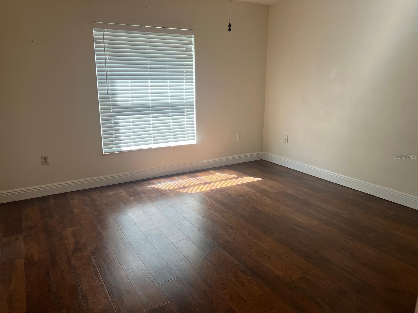 DELAWARE GARDENS - Residential Lease