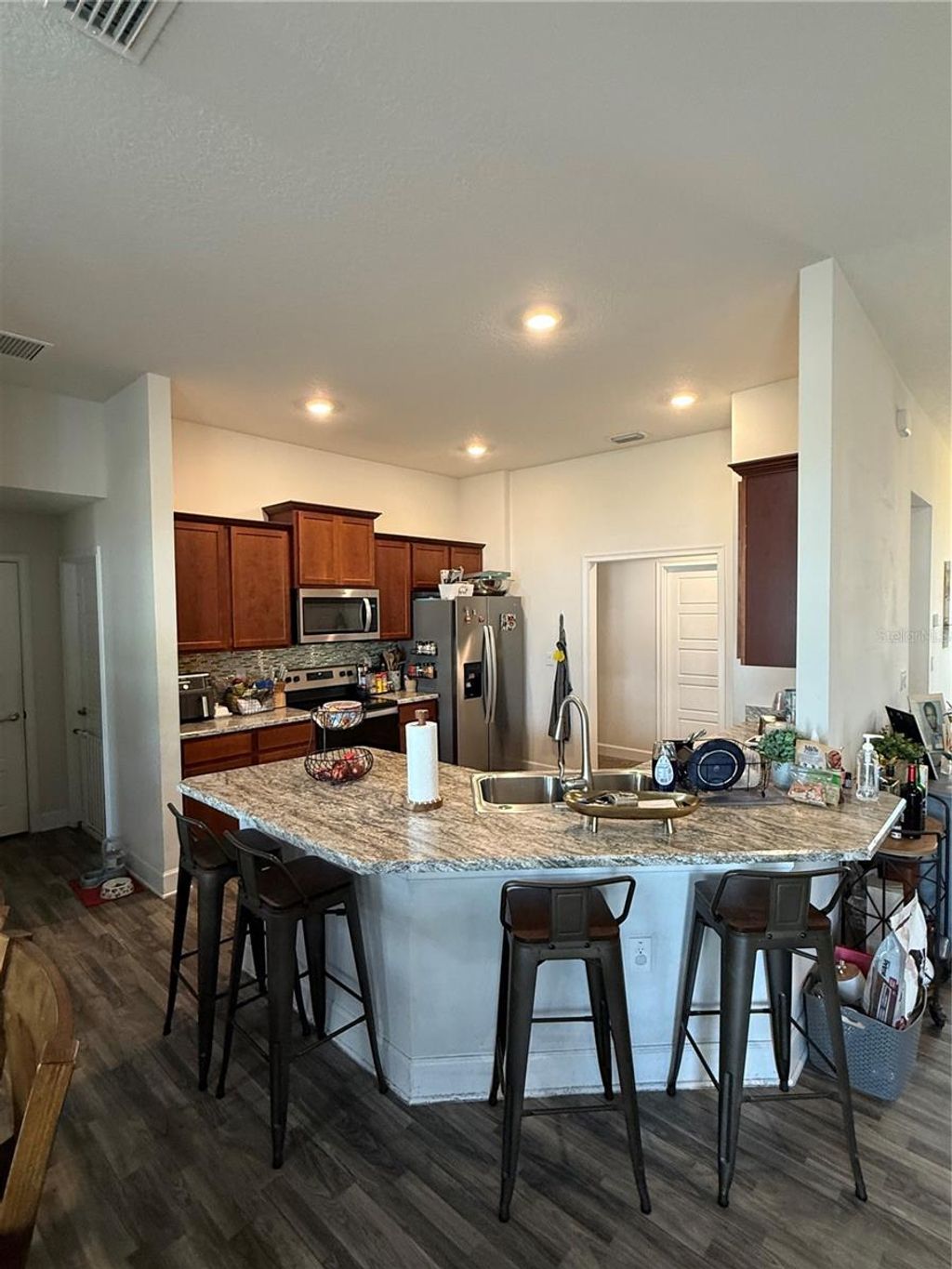 Photo of 1391 Lamplighter Drive NW, Palm Bay, FL 32907 (MLS # L4958954)