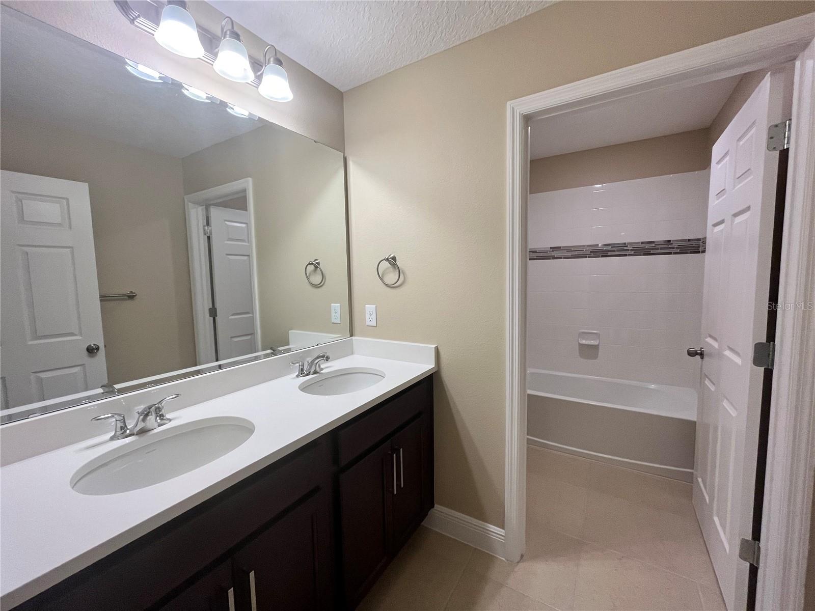 RIDGEVIEW PH 2 - Residential Lease