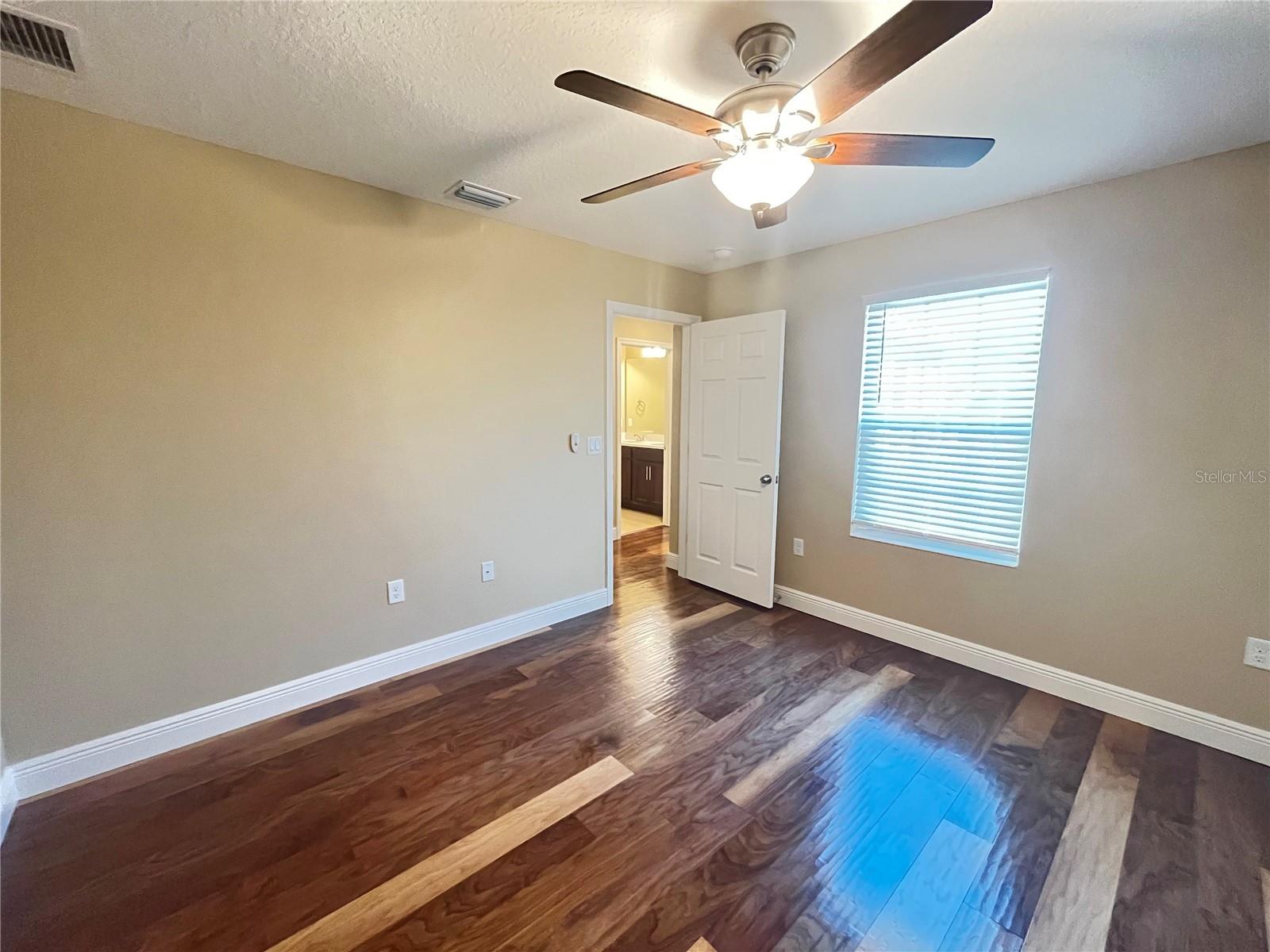 RIDGEVIEW PH 2 - Residential Lease