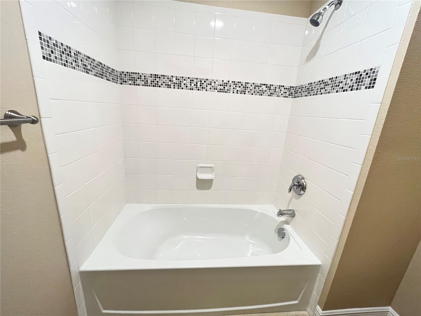RIDGEVIEW PH 2 - Residential Lease