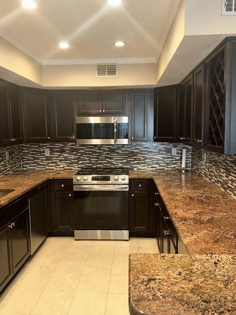 2304 TRIAD LANE 14
