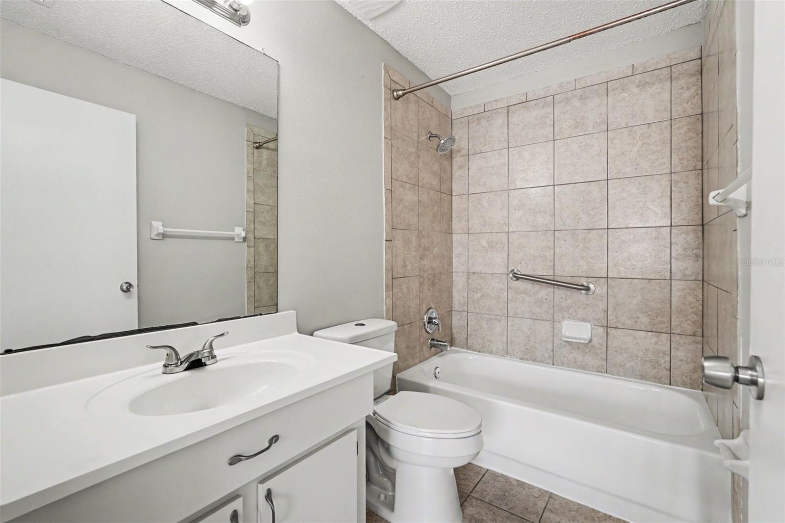HEATHER LAKES UNIT XIV A - Residential