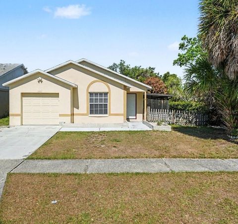 Photo of 1301 Mohrlake Drive, Brandon, FL 33511 (MLS # O6408178)