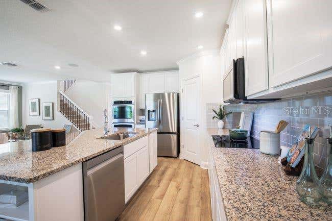 Photo of 8087 SW 9th Lane, Gainesville, FL 32608 (MLS # O6419079)
