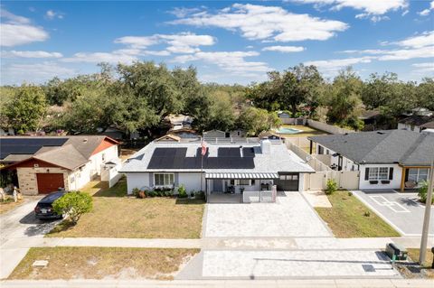 A home in SEFFNER