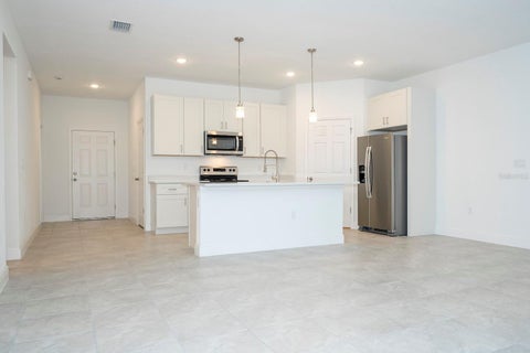 Tiny photo for 13815 SW 33rd Court Road, Ocala, FL 34473 (MLS # O6437382)