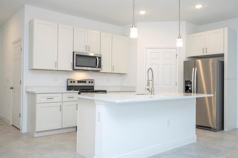 Tiny photo for 13815 SW 33rd Court Road, Ocala, FL 34473 (MLS # O6437382)