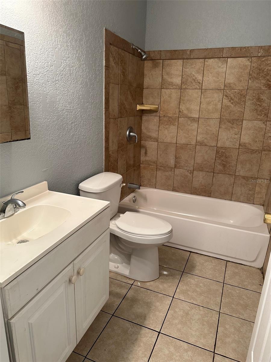 WADSWORTH J R SUB - Residential Lease