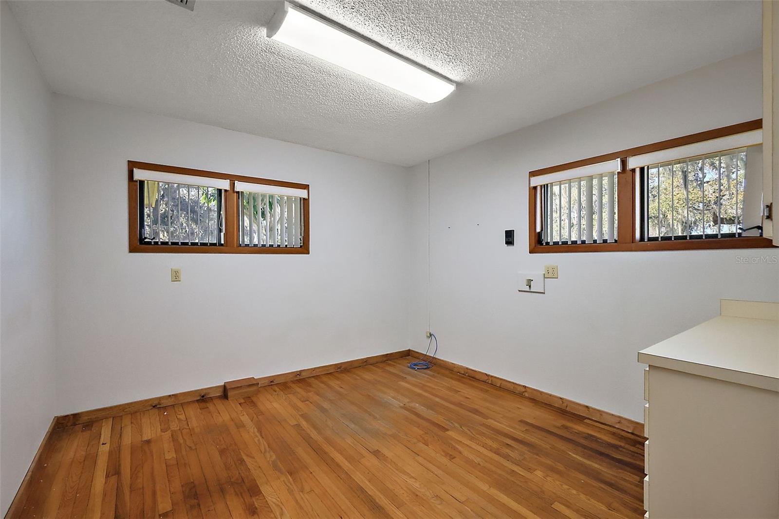 LEESBURG N C LEE ESTATE - Commercial Lease