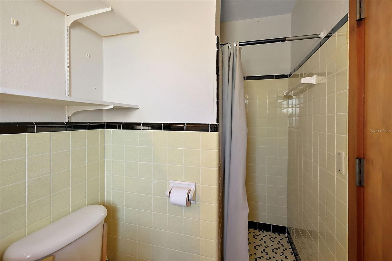 LEESBURG N C LEE ESTATE - Commercial Lease