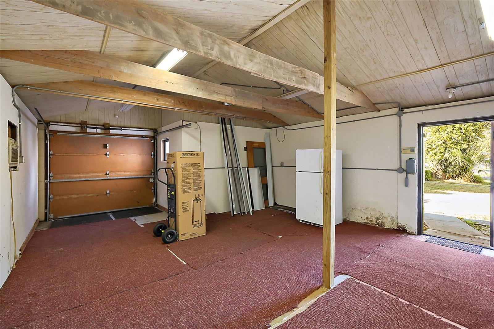 LEESBURG N C LEE ESTATE - Commercial Lease