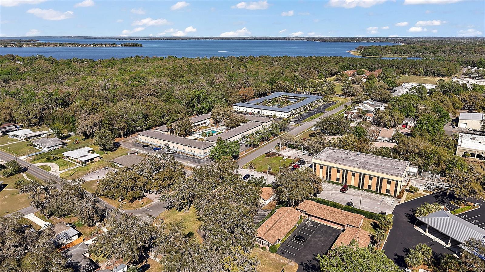 LEESBURG N C LEE ESTATE - Commercial Lease