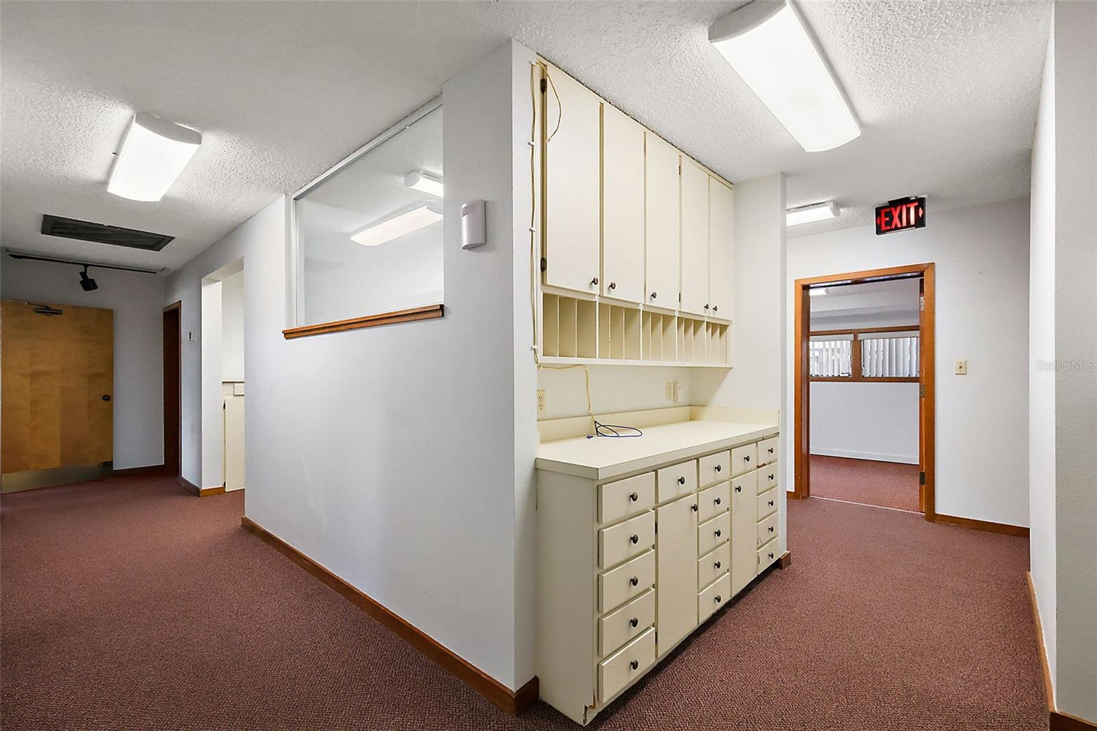 LEESBURG N C LEE ESTATE - Commercial Lease