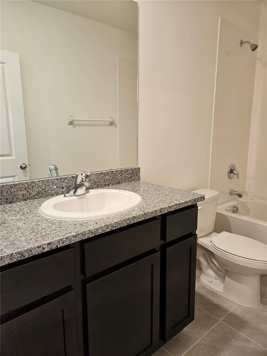 ANGELINE PH 3B-1 - Residential Lease
