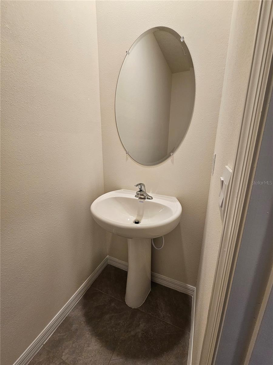 ANGELINE PH 3B-1 - Residential Lease