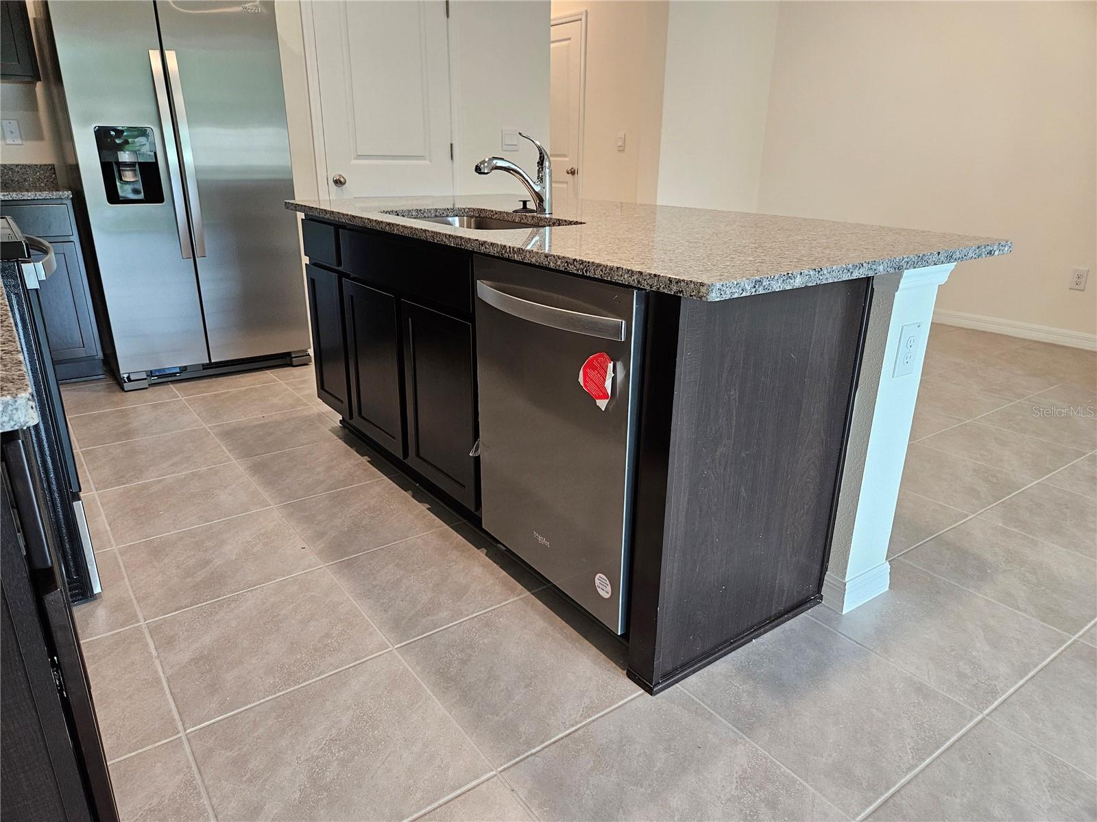 ANGELINE PH 3B-1 - Residential Lease