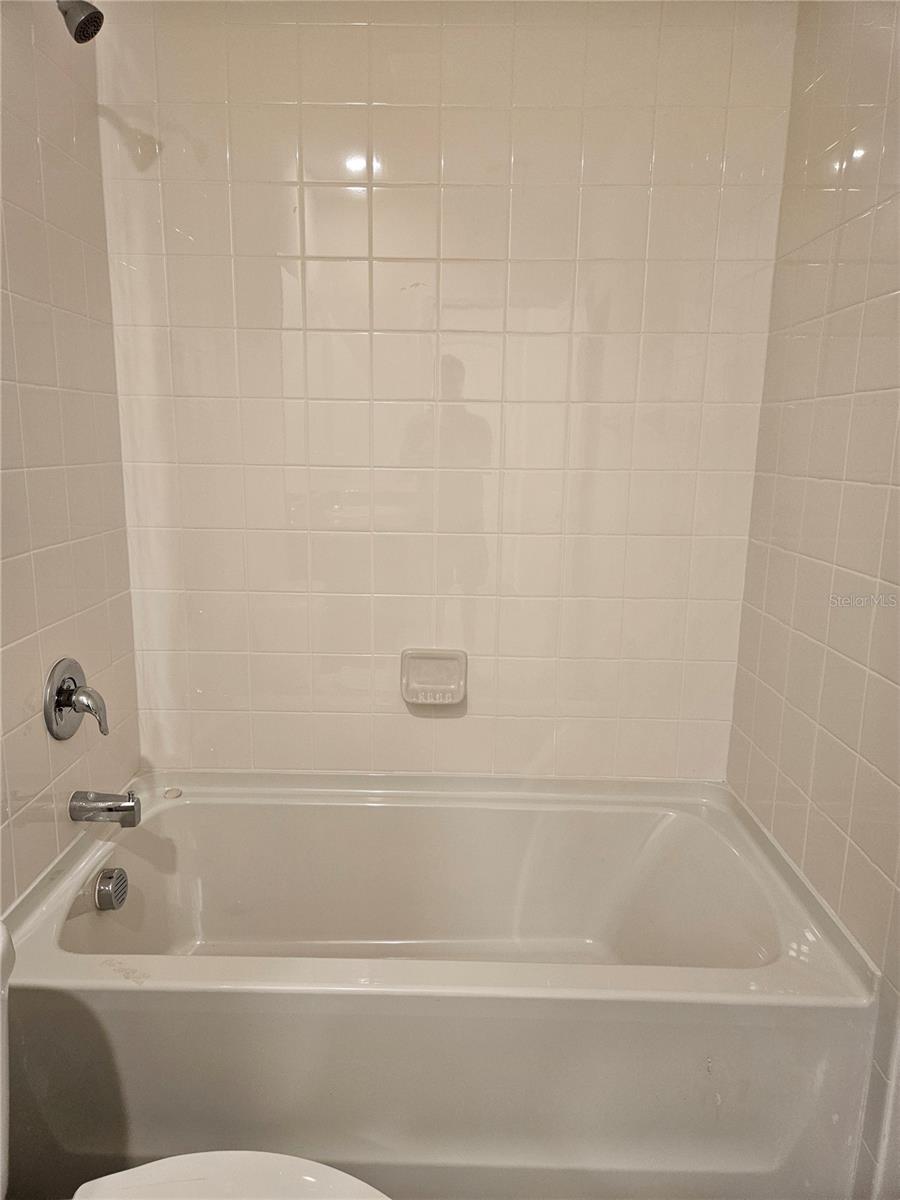 ANGELINE PH 3B-1 - Residential Lease