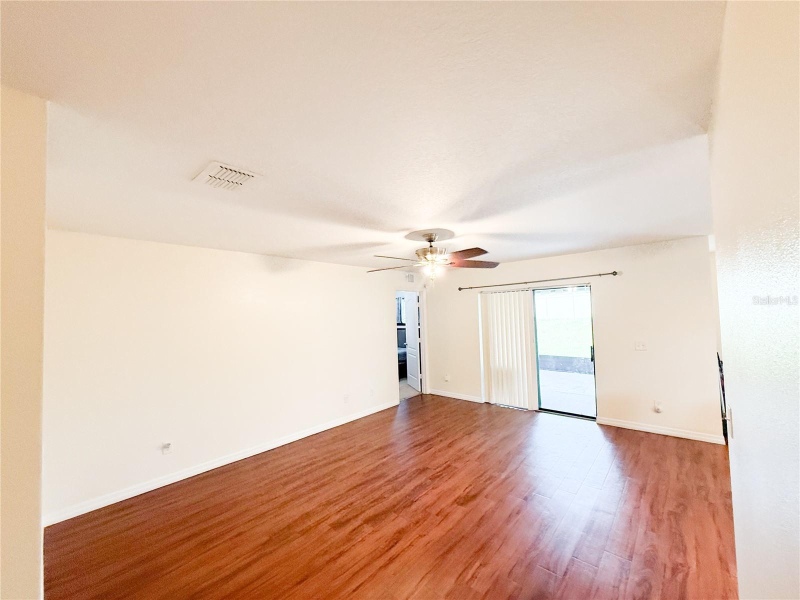 RIDGE/SWAN LAKE - Residential