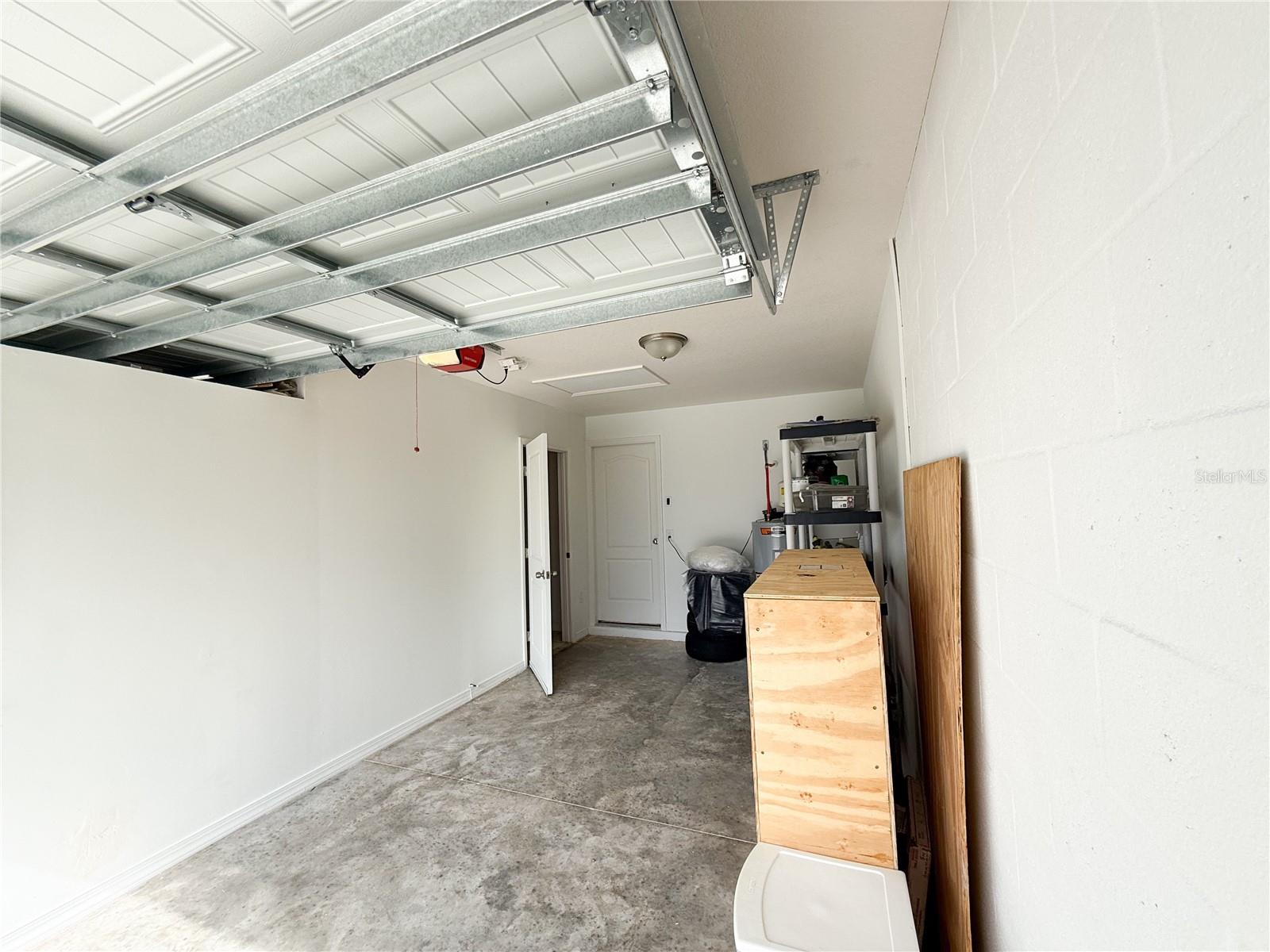 RIDGE/SWAN LAKE - Residential